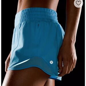 NWT Lululemon Hotty Hot HR Short 4”
